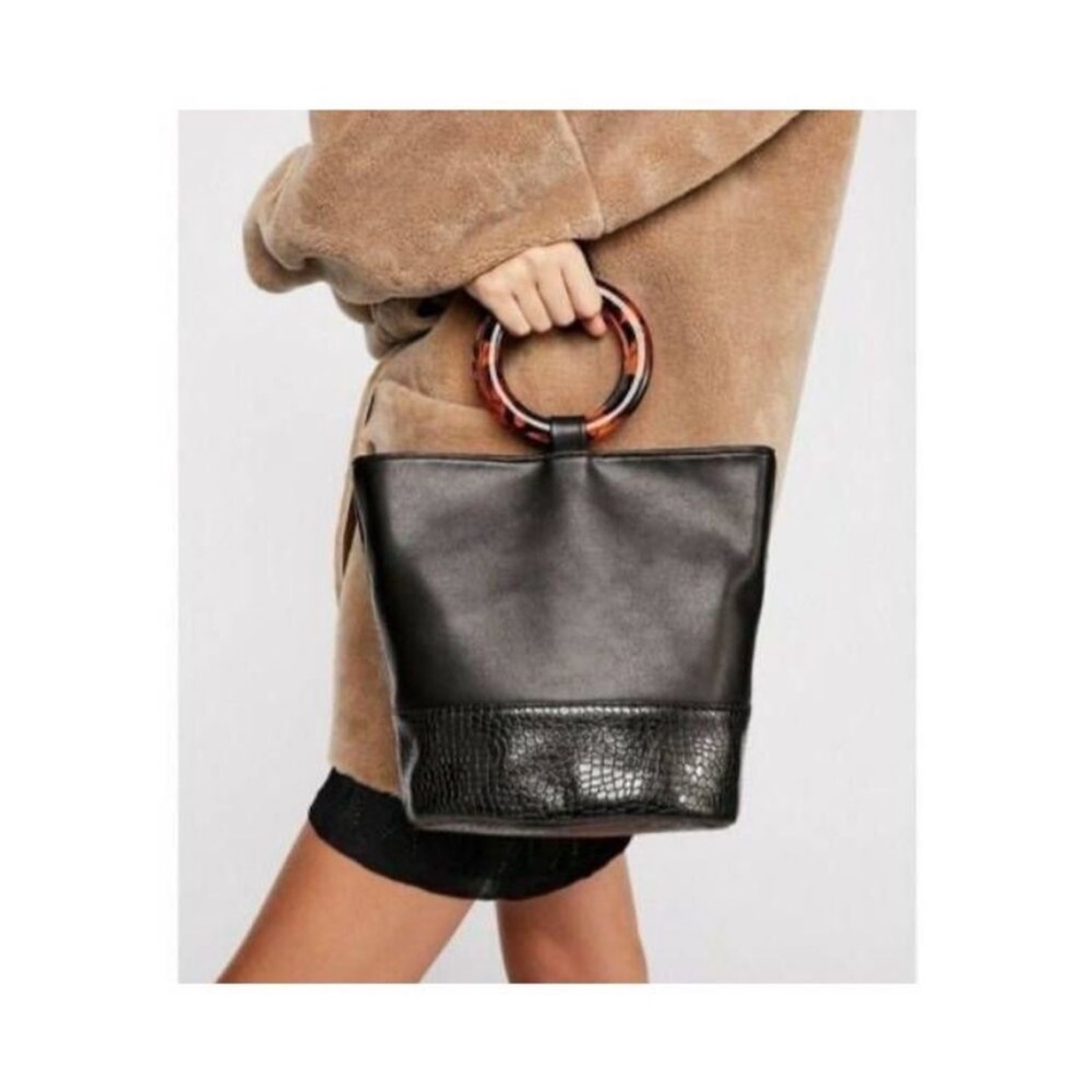 Boho Chic Free People Pascal Black Tortoise Ring Handle Bucket Bag faux leather